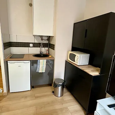 Apartment Equipe Avec Parking Numero 4 *